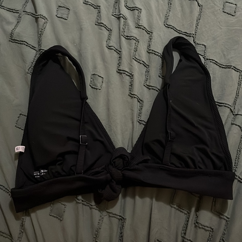Aerie XXL triangle bikini top - Picture 2 of 3
